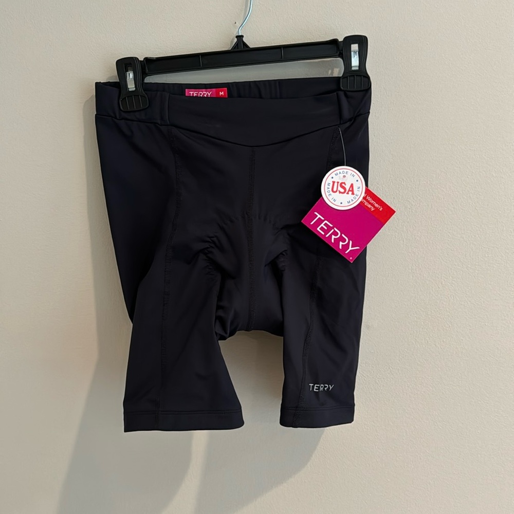 NWT By Terry women’s medium black “Bella” cycling short